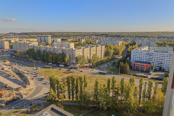 Продам трехкомнатную (3-комн.) квартиру, Бородина ул, 2, Пенза г