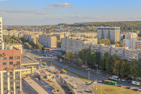 Продам трехкомнатную (3-комн.) квартиру, Бородина ул, 2, Пенза г