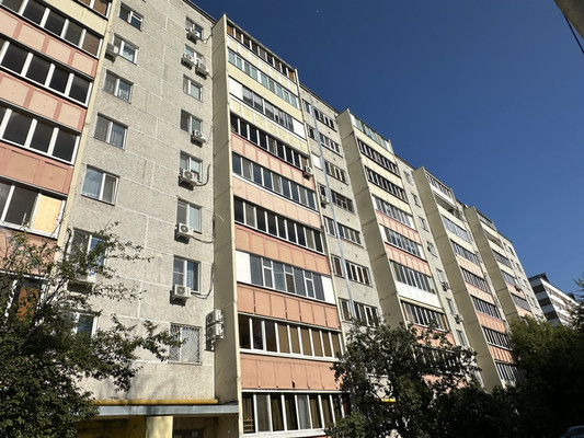 Продам трехкомнатную (3-комн.) квартиру, Марселя Салимжанова ул, 12, Казань г