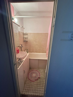 Продам комнату в 3-комн. квартире, Интернациональная ул, 8, Москва г