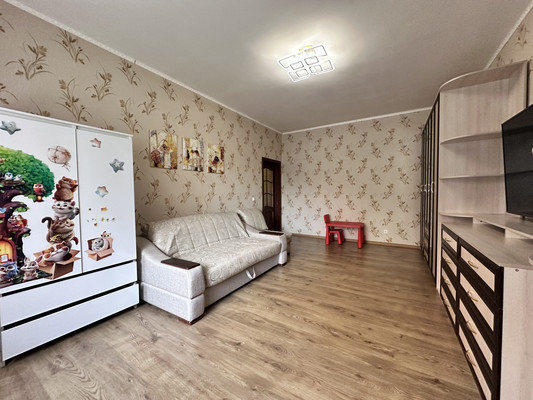 Продам двухкомнатную (2-комн.) квартиру, Ленская ул, 19к1, Санкт-Петербург г