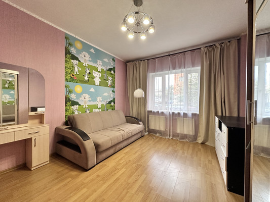 Продам двухкомнатную (2-комн.) квартиру, Ленская ул, 19к1, Санкт-Петербург г