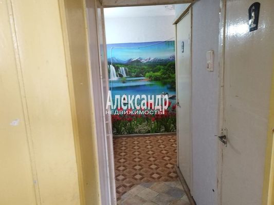 Продам однокомнатную (1-комн.) квартиру, Юбилейная ул, 5, Кирпичное п