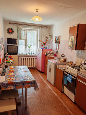 Продам двухкомнатную (2-комн.) квартиру, Советская ул, 137, Куровское г