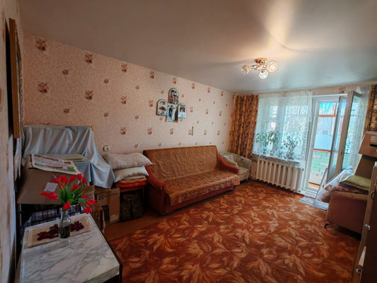 Продам двухкомнатную (2-комн.) квартиру, Советская ул, 137, Куровское г