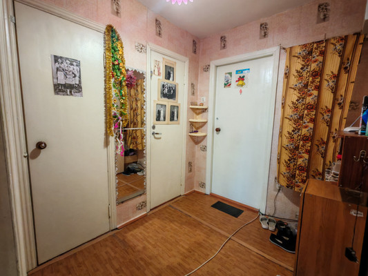 Продам двухкомнатную (2-комн.) квартиру, Советская ул, 137, Куровское г