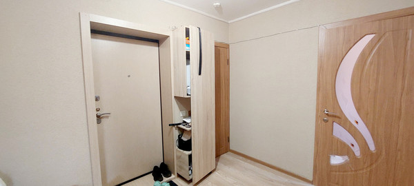 Продам двухкомнатную (2-комн.) квартиру, Новоселья ул, 4, Казань г