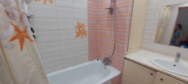 Продам двухкомнатную (2-комн.) квартиру, Новоселья ул, 4, Казань г