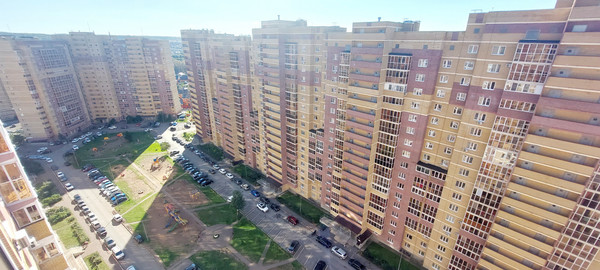 Продам двухкомнатную (2-комн.) квартиру, Новоселья ул, 4, Казань г