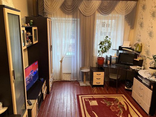 Продам трехкомнатную (3-комн.) квартиру, Нарвское ш, 33, Кипень д