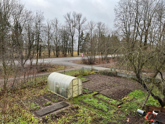 Продам трехкомнатную (3-комн.) квартиру, Нарвское ш, 33, Кипень д