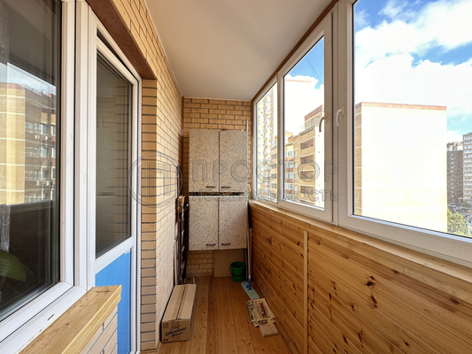 Продам двухкомнатную (2-комн.) квартиру, Лазурная ул, 16, Коммунарка п