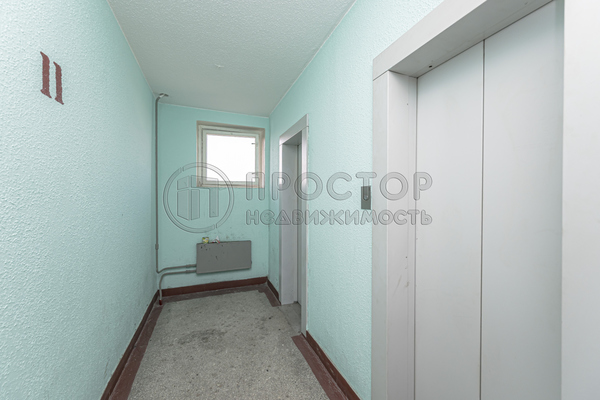 Продам однокомнатную (1-комн.) квартиру, Харьковская ул, 4к1, Москва г