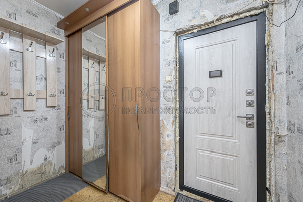 Продам однокомнатную (1-комн.) квартиру, Харьковская ул, 4к1, Москва г