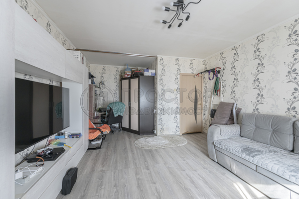 Продам однокомнатную (1-комн.) квартиру, Харьковская ул, 4к1, Москва г