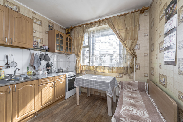 Продам однокомнатную (1-комн.) квартиру, Харьковская ул, 4к1, Москва г