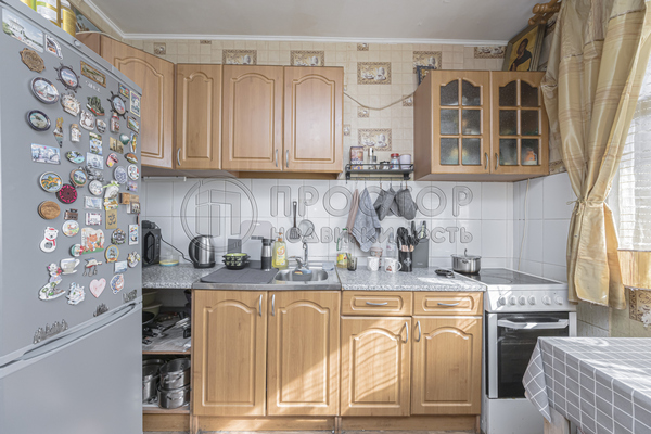 Продам однокомнатную (1-комн.) квартиру, Харьковская ул, 4к1, Москва г
