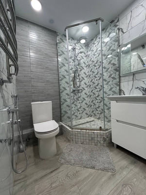 Продам двухкомнатную (2-комн.) квартиру, Парковая ул, 8, Яхрома г