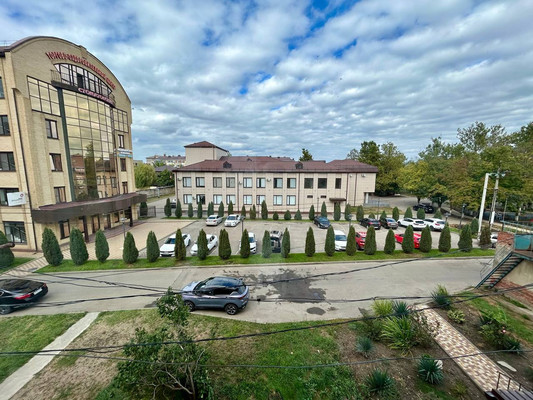 Продам трехкомнатную (3-комн.) квартиру, Седина ул, 44, Энем пгт