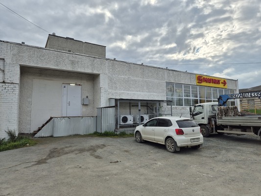 Продам торговое помещение 449 м2, Береговая ул, 20, Ревда г