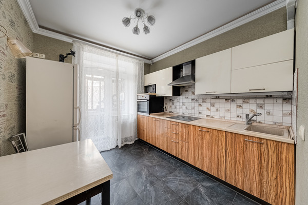 Продам двухкомнатную (2-комн.) квартиру, Германа Титова ул, 5к2, Химки г