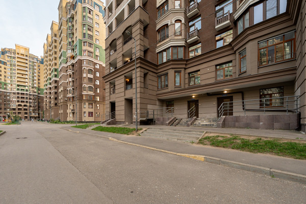 Продам двухкомнатную (2-комн.) квартиру, Германа Титова ул, 5к2, Химки г