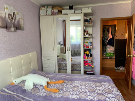 Продам двухкомнатную (2-комн.) квартиру, Гатчинская ул, 16а, Коммунар г