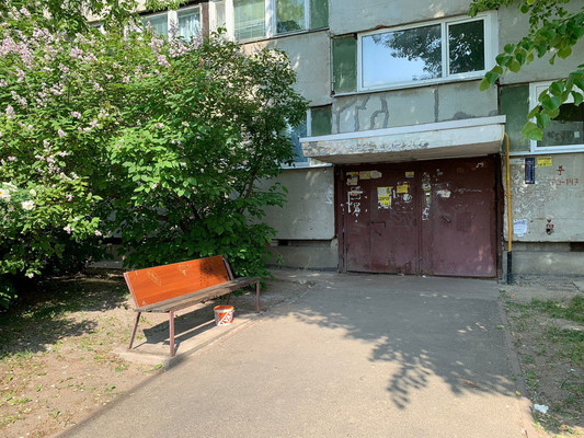 Продам двухкомнатную (2-комн.) квартиру, Гатчинская ул, 16а, Коммунар г