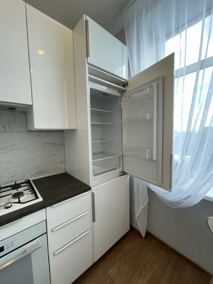 Продам трехкомнатную (3-комн.) квартиру, Варшавское ш, 75к1, Москва г