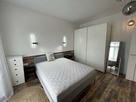 Продам трехкомнатную (3-комн.) квартиру, Варшавское ш, 75к1, Москва г