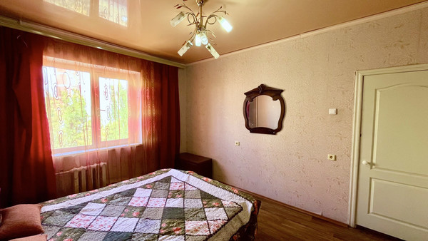 Продам двухкомнатную (2-комн.) квартиру, Жилая ул, 8к1, Астрахань г
