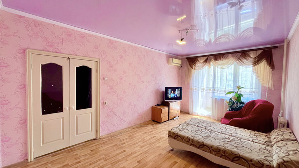 Продам двухкомнатную (2-комн.) квартиру, Жилая ул, 8к1, Астрахань г