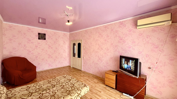 Продам двухкомнатную (2-комн.) квартиру, Жилая ул, 8к1, Астрахань г