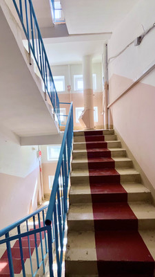 Продам двухкомнатную (2-комн.) квартиру, Жилая ул, 8к1, Астрахань г