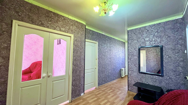 Продам двухкомнатную (2-комн.) квартиру, Жилая ул, 8к1, Астрахань г