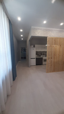 Продам двухкомнатную (2-комн.) квартиру, Байкальская ул, 422, Иркутск г