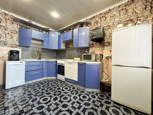 Продам двухкомнатную (2-комн.) квартиру, Станке Димитрова пр-кт, 67, Брянск г