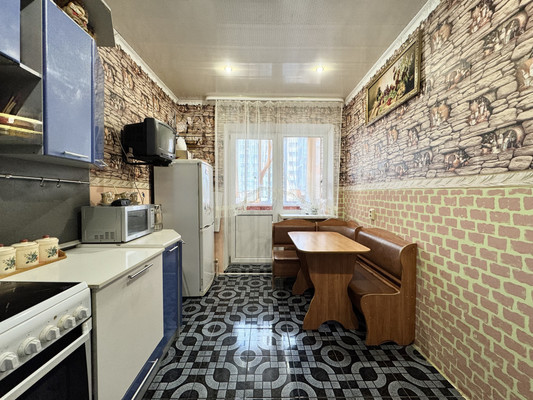 Продам двухкомнатную (2-комн.) квартиру, Станке Димитрова пр-кт, 67, Брянск г