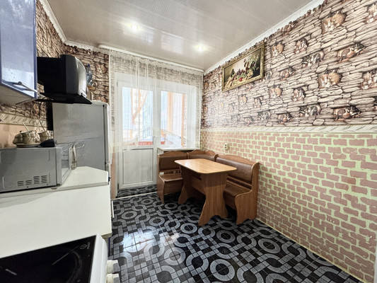 Продам двухкомнатную (2-комн.) квартиру, Станке Димитрова пр-кт, 67, Брянск г