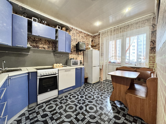 Продам двухкомнатную (2-комн.) квартиру, Станке Димитрова пр-кт, 67, Брянск г