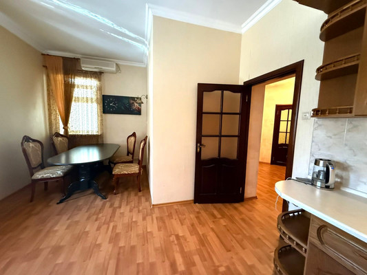 Продам многокомнатную квартиру, Гагарина ул, 7з, Волгодонск г