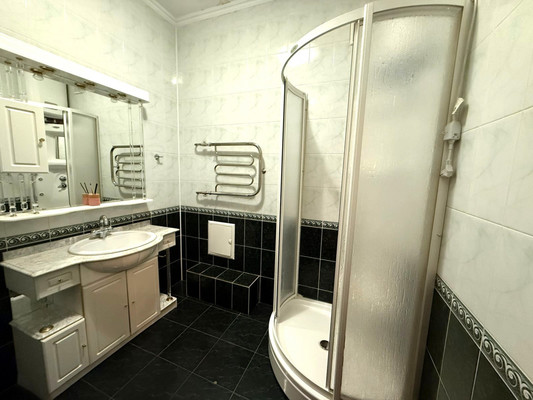 Продам многокомнатную квартиру, Гагарина ул, 7з, Волгодонск г