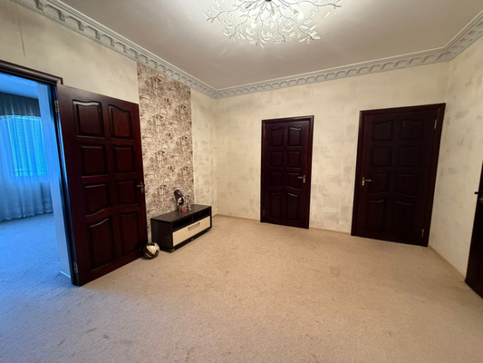 Продам многокомнатную квартиру, Гагарина ул, 7з, Волгодонск г