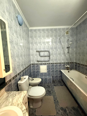 Продам многокомнатную квартиру, Гагарина ул, 7з, Волгодонск г