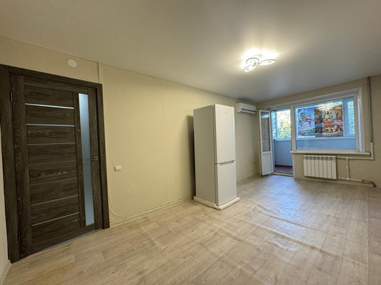 Продам двухкомнатную (2-комн.) квартиру, Авиационная ул, 34а, Астрахань г