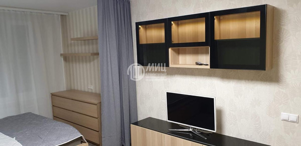 Продам однокомнатную (1-комн.) квартиру, Батайский проезд, 13, Москва г