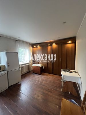 Продам трехкомнатную (3-комн.) квартиру, Кленовая ул, 10, Выборг г