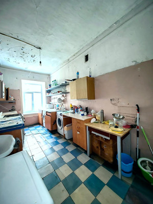 Продам комнату в 5-комн. квартире, Марата ул, 61А, Санкт-Петербург г