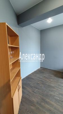 Продам комнату в 4-комн. квартире, Обводного канала наб, 121, Санкт-Петербург г