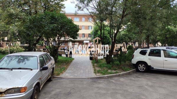 Продам комнату в 4-комн. квартире, Обводного канала наб, 121, Санкт-Петербург г